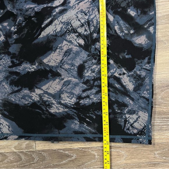 Women with Control reversible pencil skirt - Picture 6 of 11